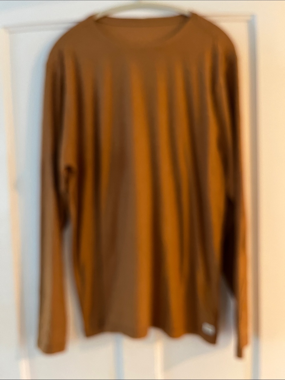 Vuori Men’s Long Sleeve Shirt